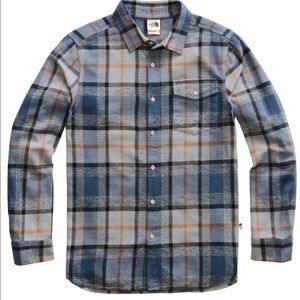 The North Face MEN’S LONG-SLEEVE ARROYO FLANNEL